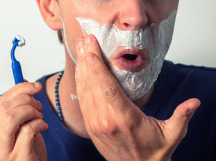 SHAVING FOAM, GEL OR CREAM? PICK THE PRE SHAVE THAT SUITS YOU