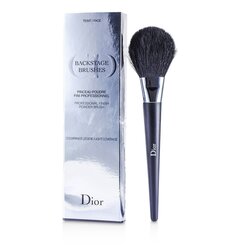 Christian Dior Backstage Brushes Brocha de Base en Polvo Acabado Profesional (Cobertura Ligera)