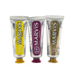 Marvis Set de Viaje Wonders Of The World: 1x Karakum Crema Dental + 1x Royal Crema Dental + 1x Rambas Crema Dental (Caja Ligeramente Dañada) 3pcs