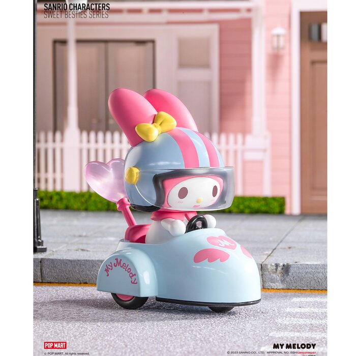 Popmart Sanrio characters Sweet Besties Series (Individual Blind Boxes) 7x11x7cmProduct Thumbnail