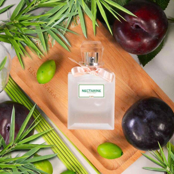 リサとサラ Lisa and Sara NECTARINE AQUA PERFUME 60mlProduct Thumbnail