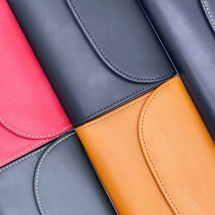 Leatheraft DANA Business Italian Bridle Leather 3 Fold Wallet With Large Coin Case(Black) 14x9.5cmProduct Thumbnail