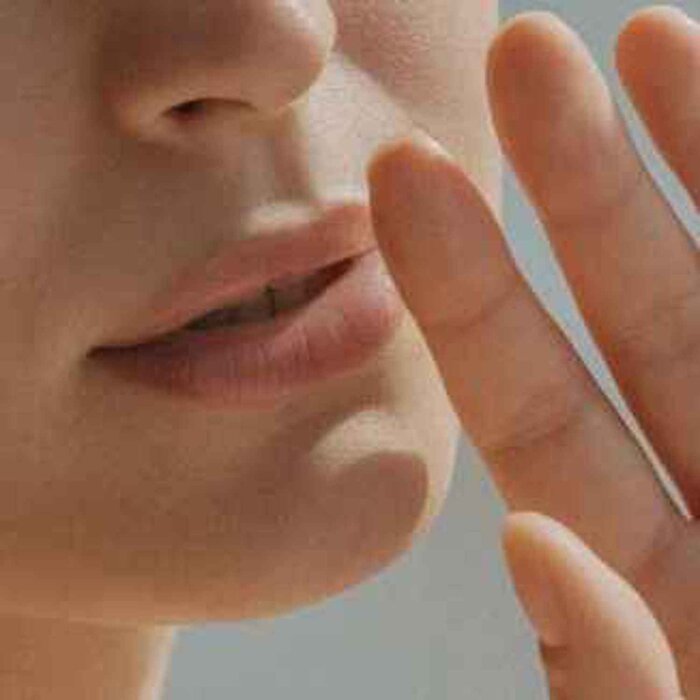 Blossom Blossom Sensitive Skin Oil-To-Milk Cleanser Fixed SizeProduct Thumbnail