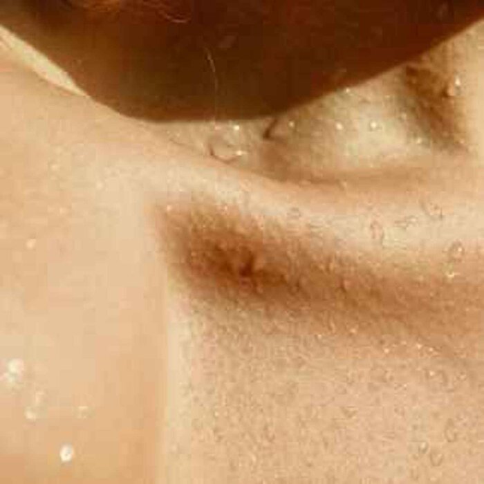 Blossom Blossom Gloss Shampoo, Smoky Green Vetiver, Designed from the UK Fixed SizeProduct Thumbnail