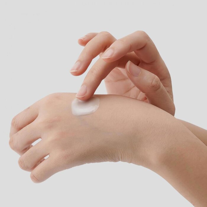 COYU 10000ppm Copper Peptide Ultimate Moisturizing Essence 2mlx12pcsProduct Thumbnail