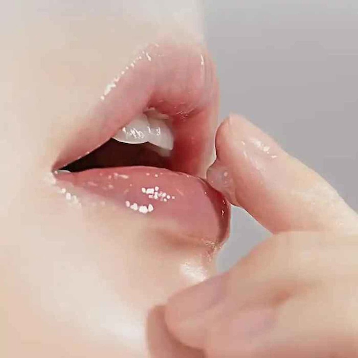 Torriden SOLID IN Ceramide Lip Essence 11ml 11mlProduct Thumbnail