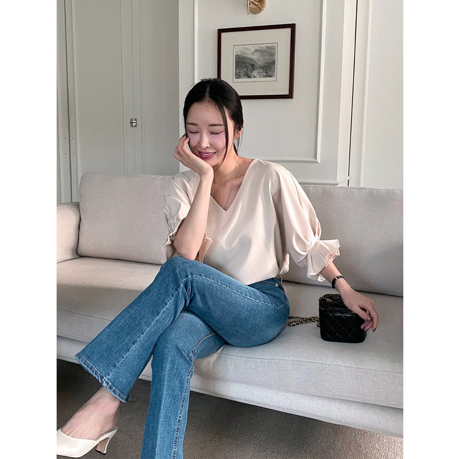 Trendywhere V-Neck Loose Fit Ruffle Blouse Free (XS-L)