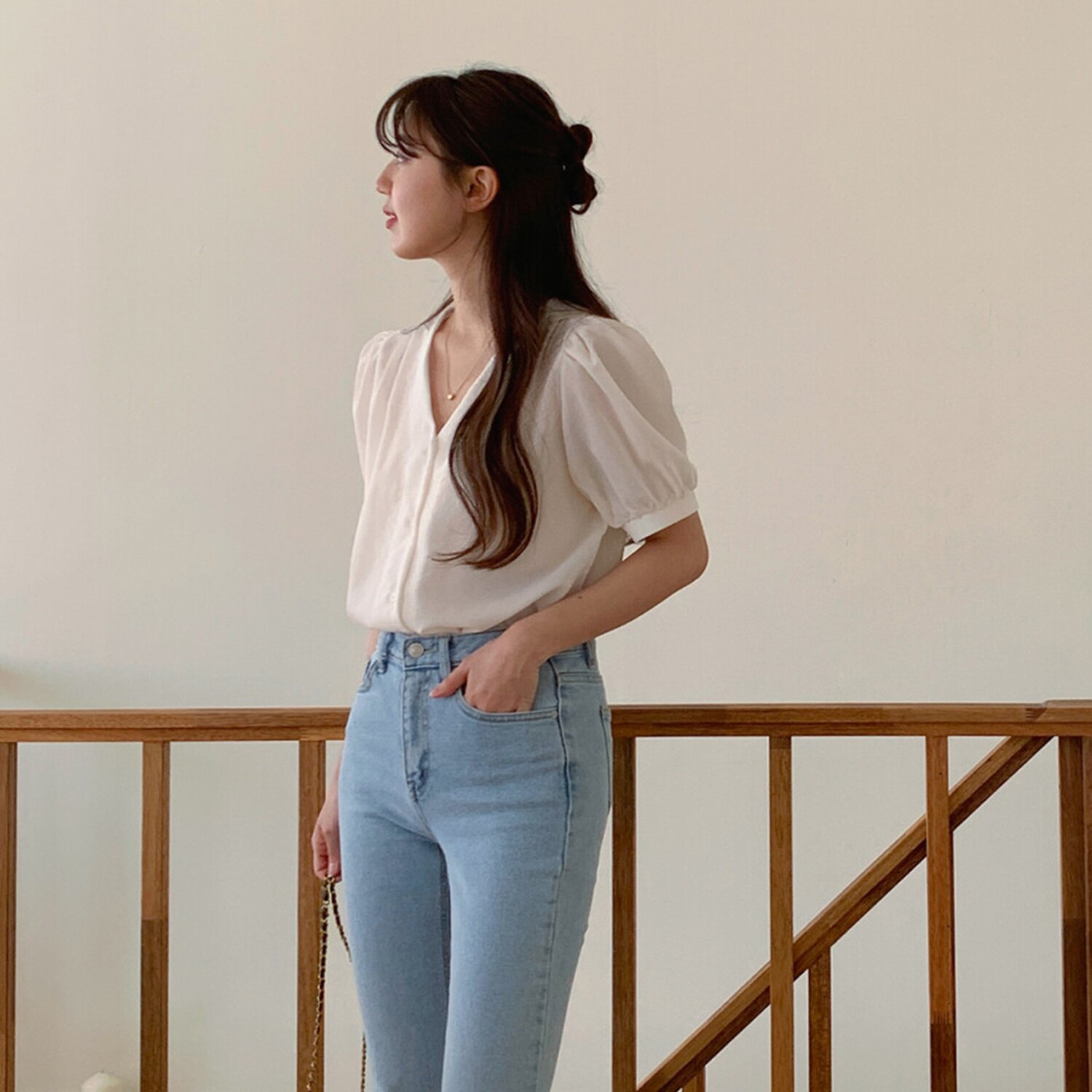 Trendywhere V-Neck Puff Sleeve Blouse Free (XS-M)